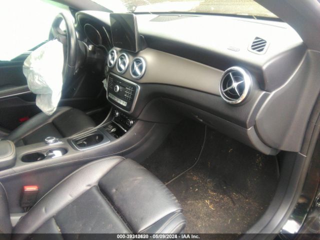 Photo 4 VIN: WDDSJ4GB5KN740997 - MERCEDES-BENZ CLA 250 