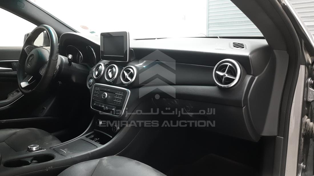 Photo 26 VIN: WDDSJ4GB6FN215677 - MERCEDES CLA 