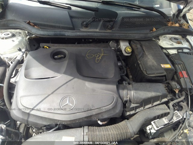 Photo 9 VIN: WDDSJ4GB6HN416806 - MERCEDES-BENZ CLA 