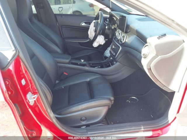 Photo 4 VIN: WDDSJ4GB6JN516765 - MERCEDES-BENZ CLA-CLASS 