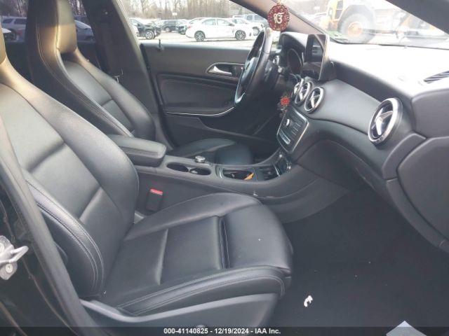 Photo 4 VIN: WDDSJ4GB6JN633598 - MERCEDES-BENZ CLA-CLASS 