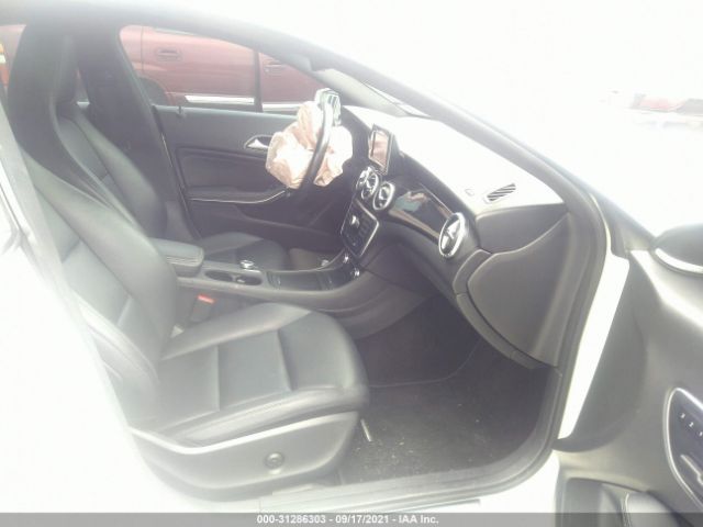 Photo 4 VIN: WDDSJ4GB7EN156959 - MERCEDES-BENZ CLA-CLASS 