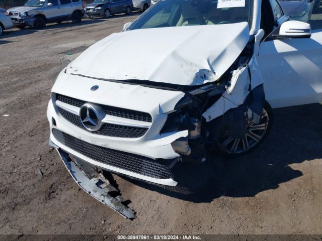 Photo 5 VIN: WDDSJ4GB7JN668604 - MERCEDES-BENZ CLA 250 