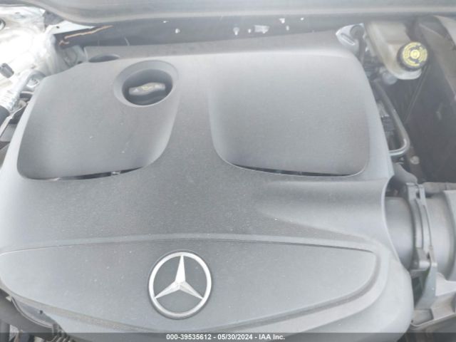 Photo 9 VIN: WDDSJ4GB7JN693227 - MERCEDES-BENZ CLA-CLASS 