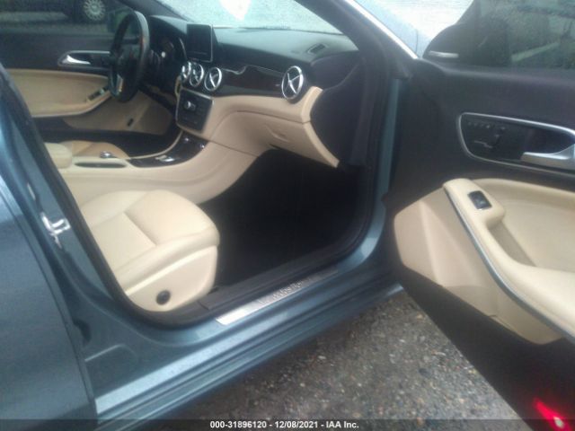 Photo 4 VIN: WDDSJ4GB8EN105616 - MERCEDES-BENZ CLA-CLASS 