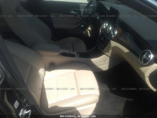 Photo 4 VIN: WDDSJ4GB8JN543353 - MERCEDES-BENZ CLA 