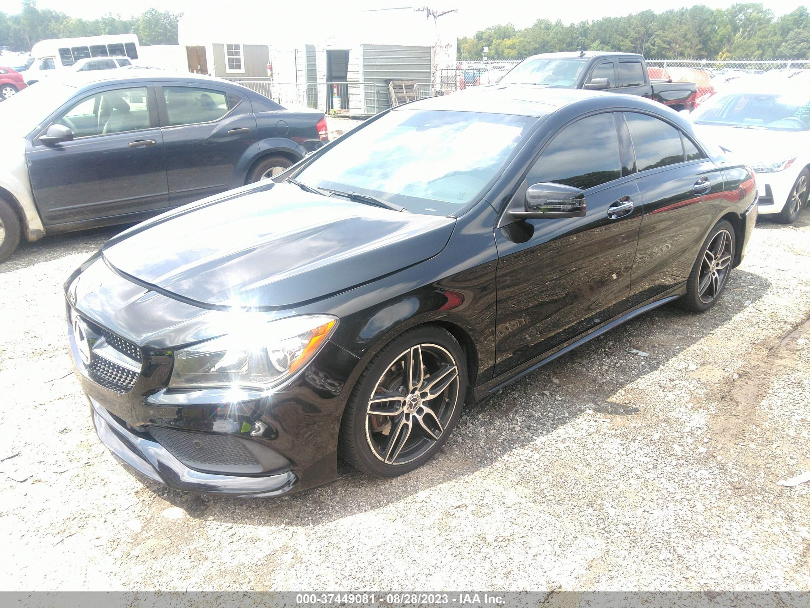 Photo 1 VIN: WDDSJ4GB8JN605396 - MERCEDES-BENZ CLA-KLASSE 