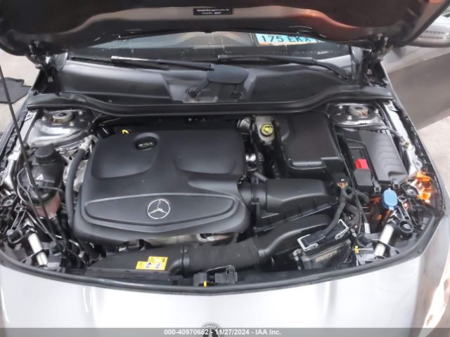 Photo 9 VIN: WDDSJ4GB8JN630203 - MERCEDES-BENZ CLA-CLASS 