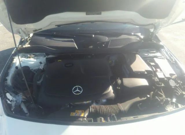 Photo 9 VIN: WDDSJ4GB8KN723255 - MERCEDES-BENZ CLA 