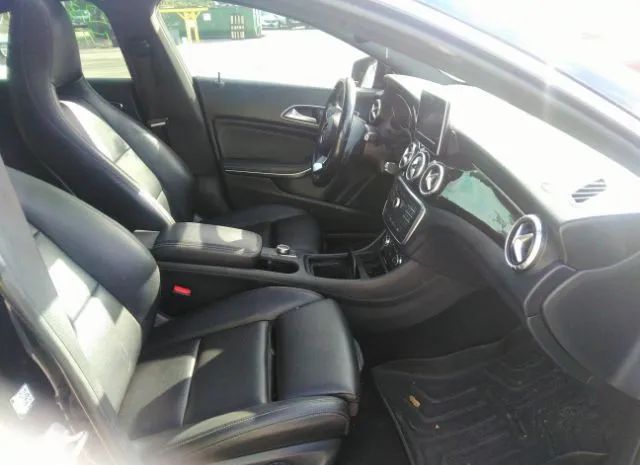 Photo 4 VIN: WDDSJ4GB9GN314625 - MERCEDES-BENZ CLA 