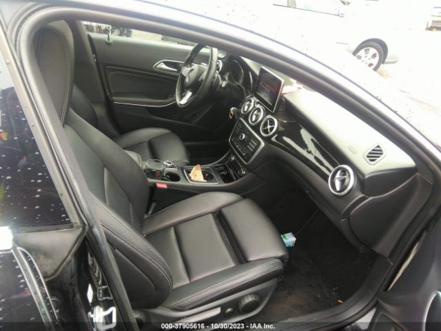 Photo 4 VIN: WDDSJ4GB9GN390233 - MERCEDES-BENZ CLA 250 