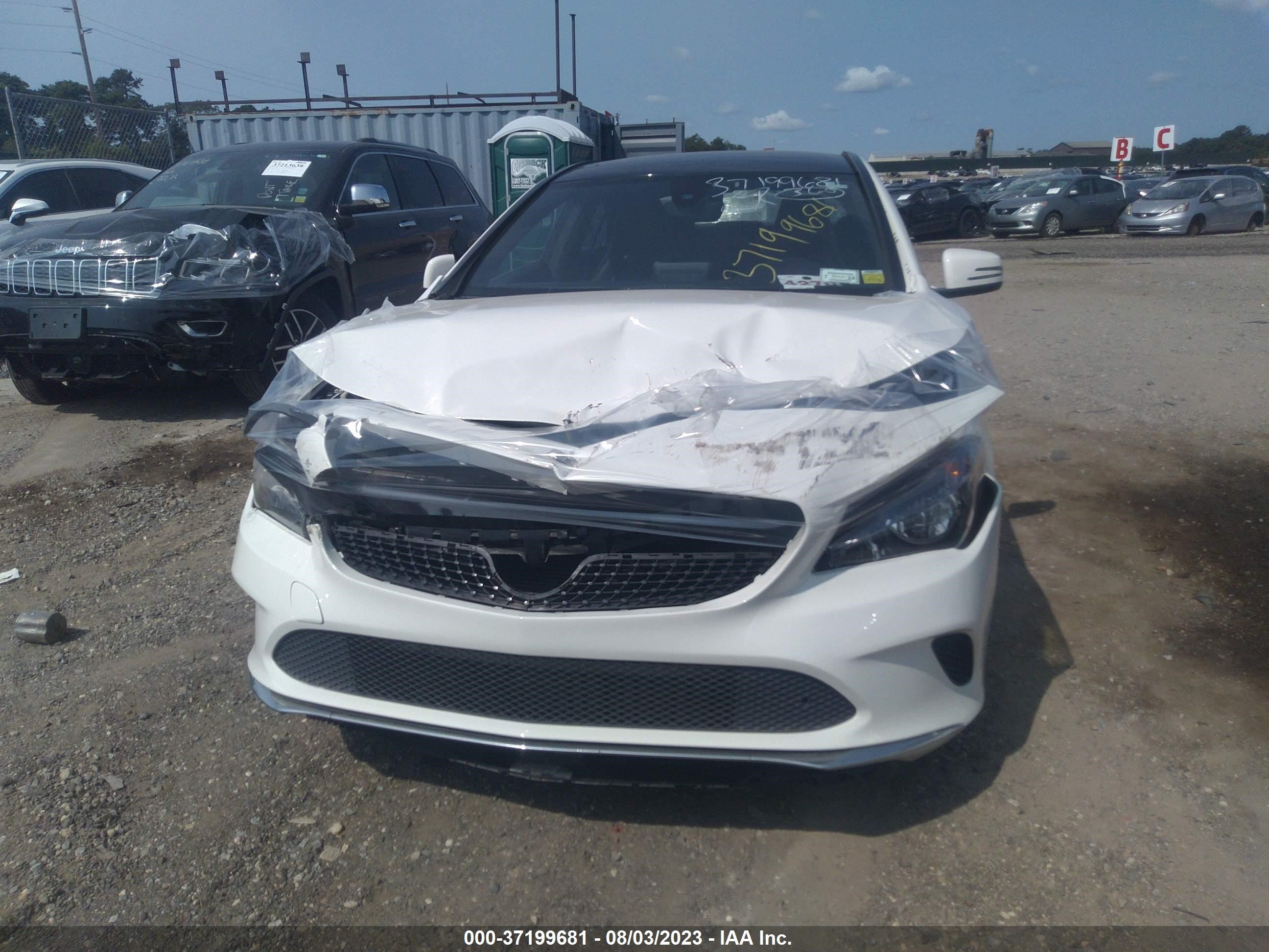 Photo 11 VIN: WDDSJ4GB9JN589337 - MERCEDES-BENZ CLA-KLASSE 