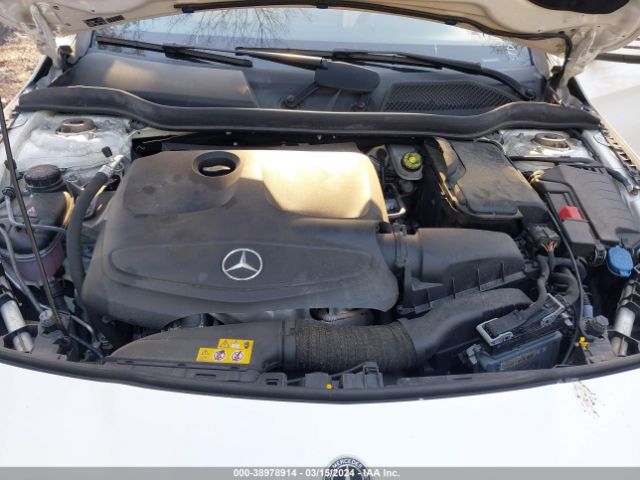 Photo 9 VIN: WDDSJ4GB9KN724981 - MERCEDES-BENZ CLA 250 