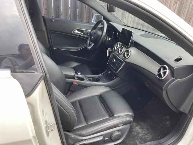 Photo 4 VIN: WDDSJ4GBXGN363090 - MERCEDES-BENZ CLA 250 4M 