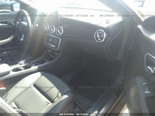 Photo 4 VIN: WDDSJ4GBXJN523086 - MERCEDES-BENZ CLA 