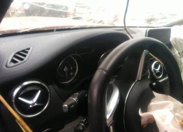 Photo 6 VIN: WDDSJ5CB8GN338345 - MERCEDES-BENZ CLA 