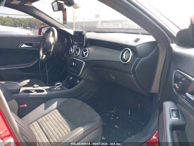 Photo 4 VIN: WDDSJ5CB9EN153945 - MERCEDES-BENZ CLA 