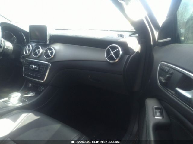 Photo 4 VIN: WDDTG5CB4FJ108388 - MERCEDES-BENZ GLA-CLASS 