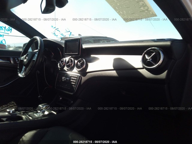 Photo 4 VIN: WDDTG5CBXFJ056281 - MERCEDES-BENZ GLA 45 AMG 