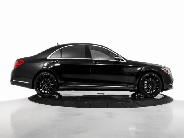 Photo 4 VIN: WDDUG6EB5JA368606 - MERCEDES-BENZ S-CLASS 