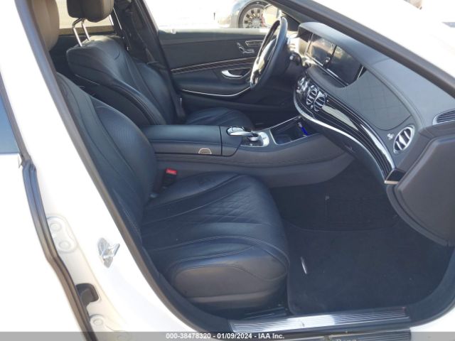 Photo 4 VIN: WDDUG8CB0HA312582 - MERCEDES-BENZ S 550 