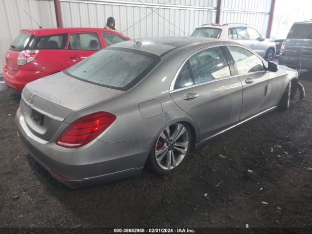 Photo 3 VIN: WDDUG8CB3FA159239 - MERCEDES-BENZ S 550 