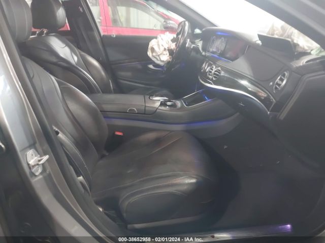 Photo 4 VIN: WDDUG8CB3FA159239 - MERCEDES-BENZ S 550 