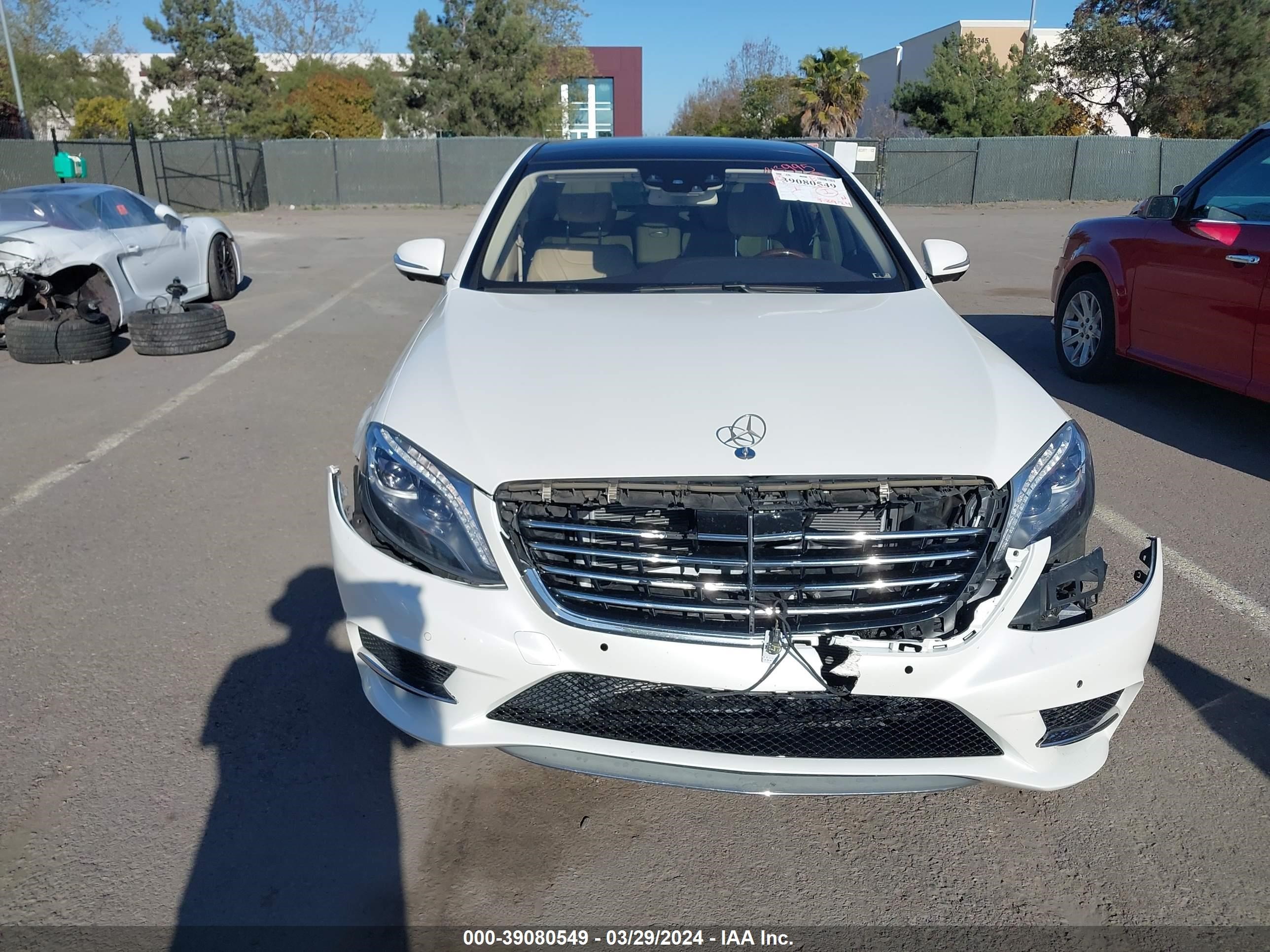 Photo 11 VIN: WDDUG8CB3HA326329 - MERCEDES-BENZ S-CLASS 