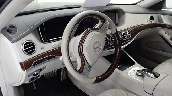 Photo 11 VIN: WDDUG8CB4FA100099 - MERCEDES-BENZ S 550 