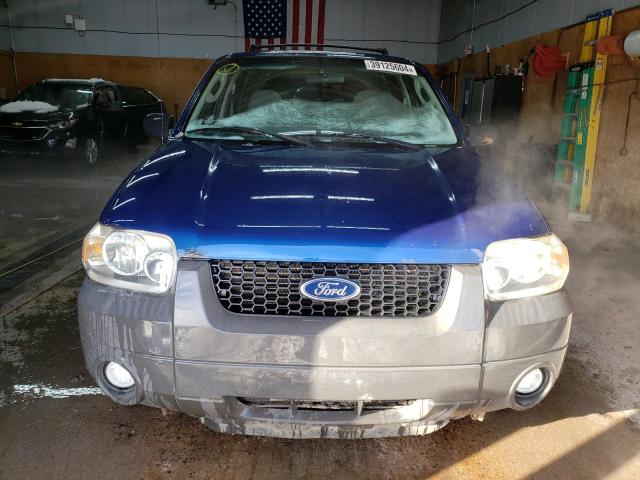 Photo 4 VIN: WDDUG8CB5FA086374 - FORD ESCAPE 