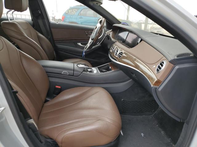 Photo 4 VIN: WDDUG8CB7FA147403 - MERCEDES-BENZ S 550 