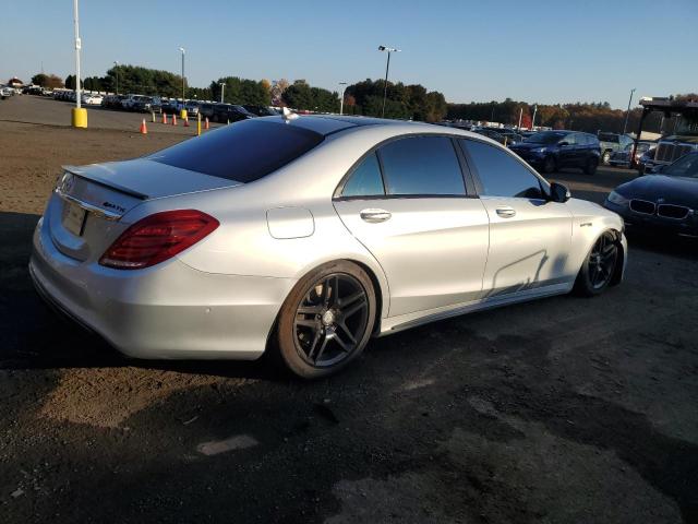 Photo 2 VIN: WDDUG8CB9FA111681 - MERCEDES-BENZ S 550 