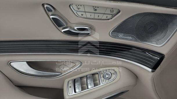 Photo 12 VIN: WDDUG8DB7KA468723 - MERCEDES-BENZ S 560 