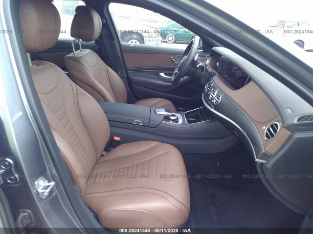 Photo 4 VIN: WDDUG8DB8JA410330 - MERCEDES-BENZ S-CLASS 