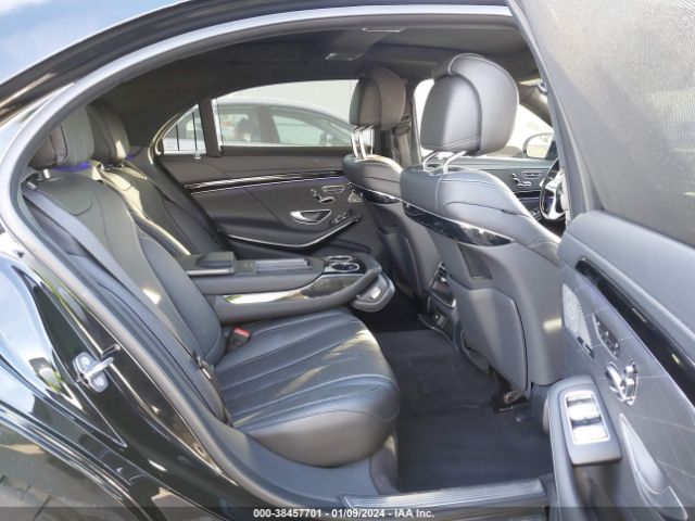 Photo 7 VIN: WDDUG8DB9KA426604 - MERCEDES-BENZ S 560 