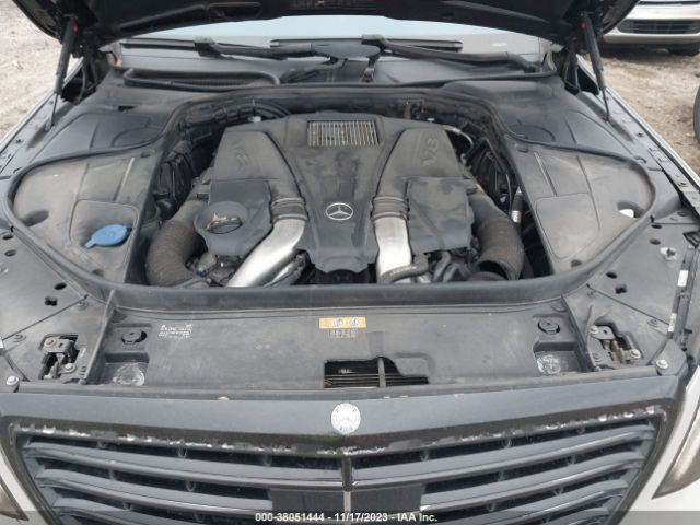 Photo 9 VIN: WDDUG8FB3EA035935 - MERCEDES-BENZ S 550 