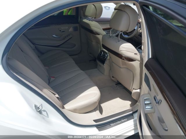 Photo 7 VIN: WDDUG8FB4FA088628 - MERCEDES-BENZ S 550 