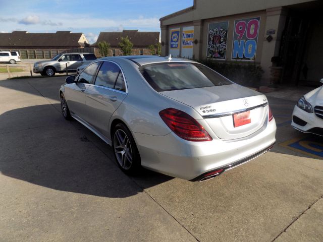 Photo 1 VIN: WDDUG8FB6HA297808 - MERCEDES-BENZ S-CLASS 