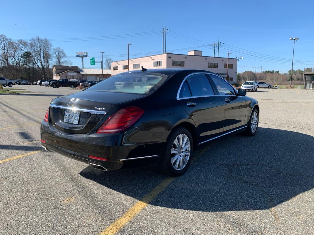 Photo 3 VIN: WDDUG8FB7EA047716 - MERCEDES-BENZ S 550 