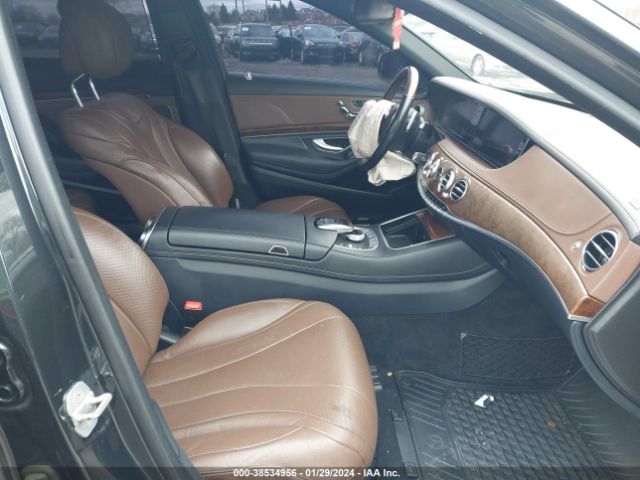 Photo 4 VIN: WDDUG8FB9GA221658 - MERCEDES-BENZ S 550 