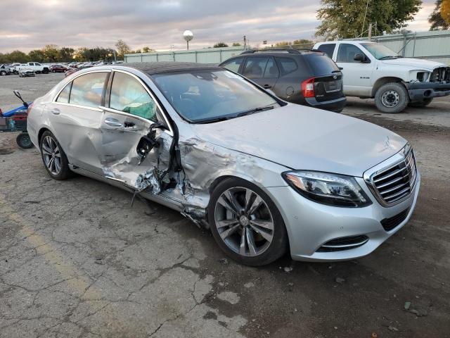 Photo 3 VIN: WDDUG8FBXFA144569 - MERCEDES-BENZ S 550 4MAT 