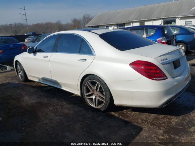 Photo 2 VIN: WDDUG8FBXFA160318 - MERCEDES-BENZ S 550 