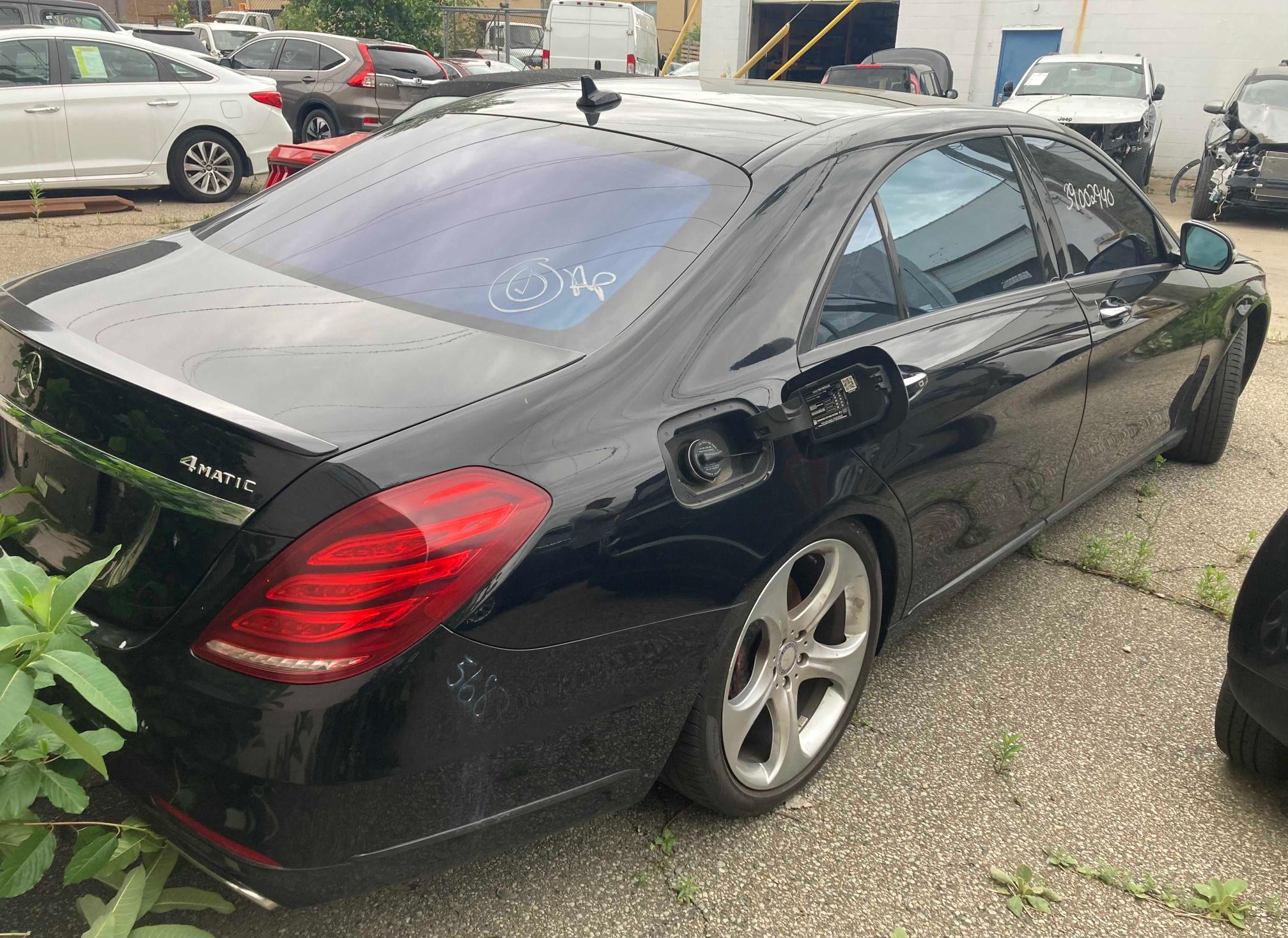 Photo 3 VIN: WDDUG8FBXGA222947 - MERCEDES-BENZ S 550 4MAT 