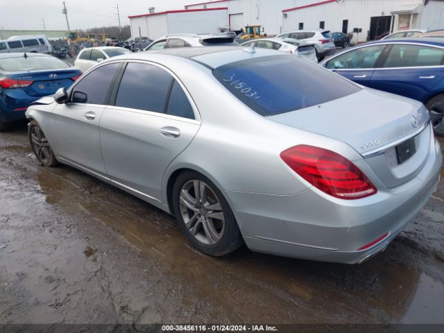 Photo 2 VIN: WDDUG8FBXHA318031 - MERCEDES-BENZ S 550 