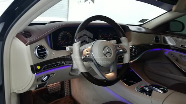 Photo 12 VIN: WDDUG8GB0JA352712 - MERCEDES-BENZ S 560 