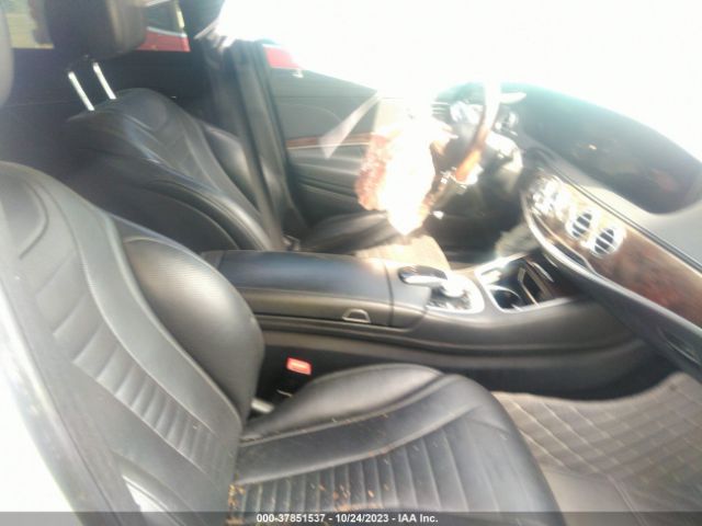 Photo 4 VIN: WDDUG8GB1JA399294 - MERCEDES-BENZ S-CLASS 