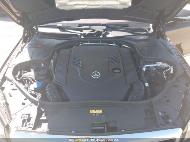 Photo 9 VIN: WDDUG8GB2KA470813 - MERCEDES-BENZ S 560 