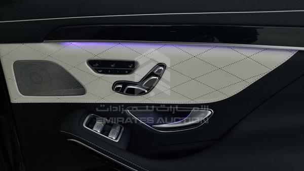 Photo 15 VIN: WDDUG8GB4KA488746 - MERCEDES-BENZ S 560 