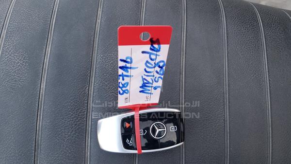 Photo 3 VIN: WDDUG8GB4KA488746 - MERCEDES-BENZ S 560 