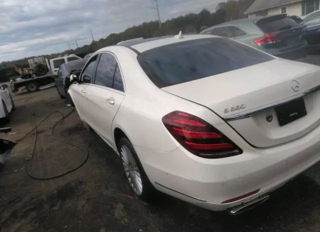 Photo 2 VIN: WDDUG8GB9JA345628 - MERCEDES-BENZ S 560 